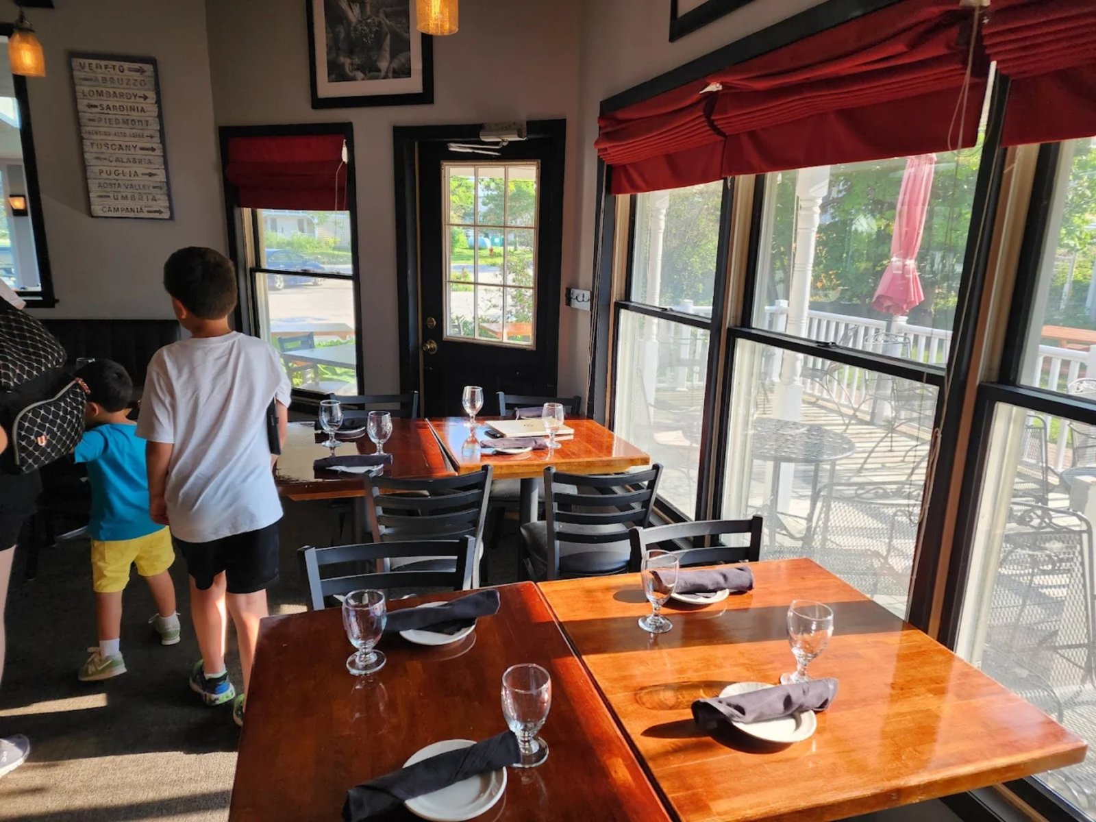 Family dining at Pasta Vino